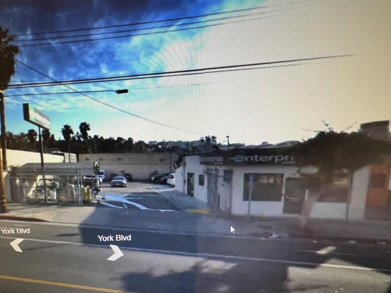 Primary Photo Of 4442 York Blvd, Los Angeles Auto Dealership For Lease