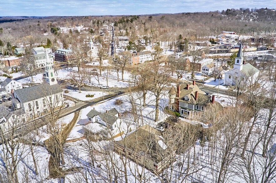 More Photos Of 2 South St, Grafton Office For Sale