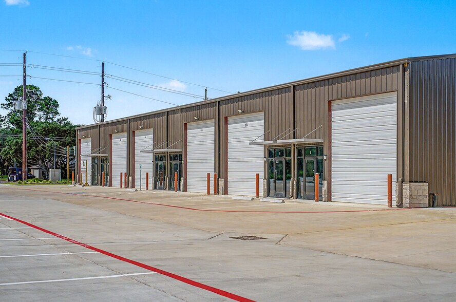 More Photos Of 12338 Spring Cypress Rd, Tomball Unknown For Lease