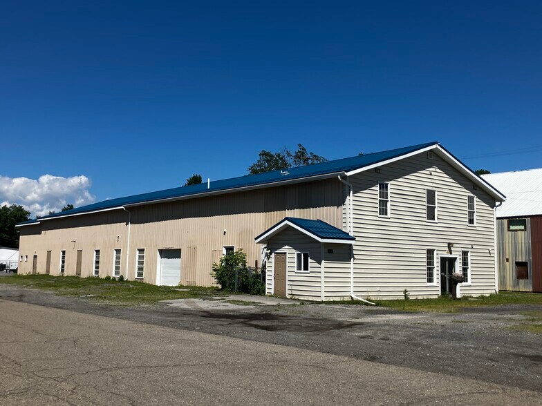 More Photos Of 373 Pleasant Ave, Hamburg Manufacturing For Lease