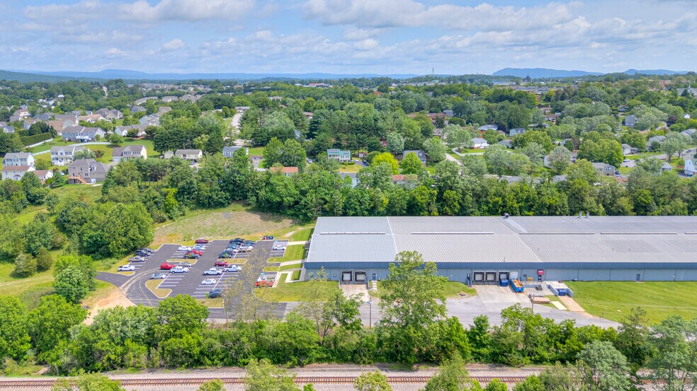 More Photos Of 680 Scattergood Dr NW, Christiansburg Distribution For Sale