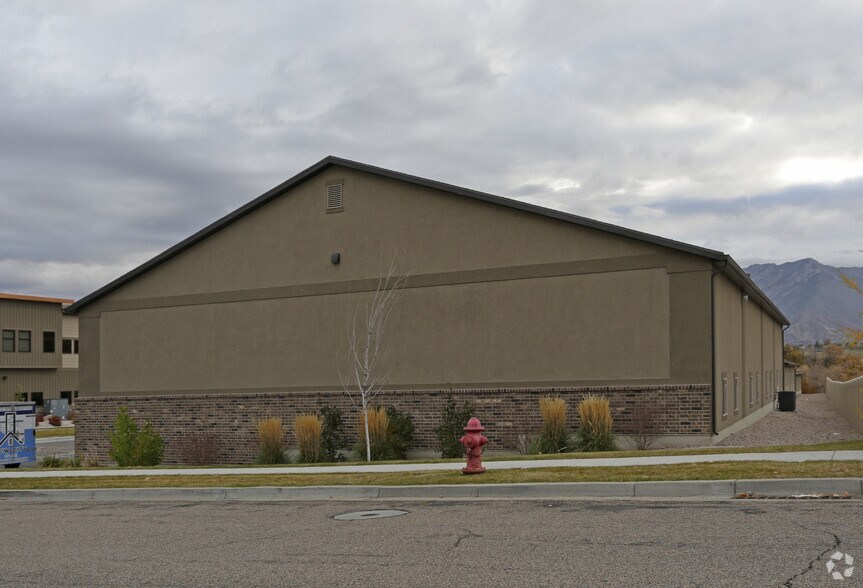 More Photos Of 1451 W 5175 S, Riverdale Light Distribution For Lease