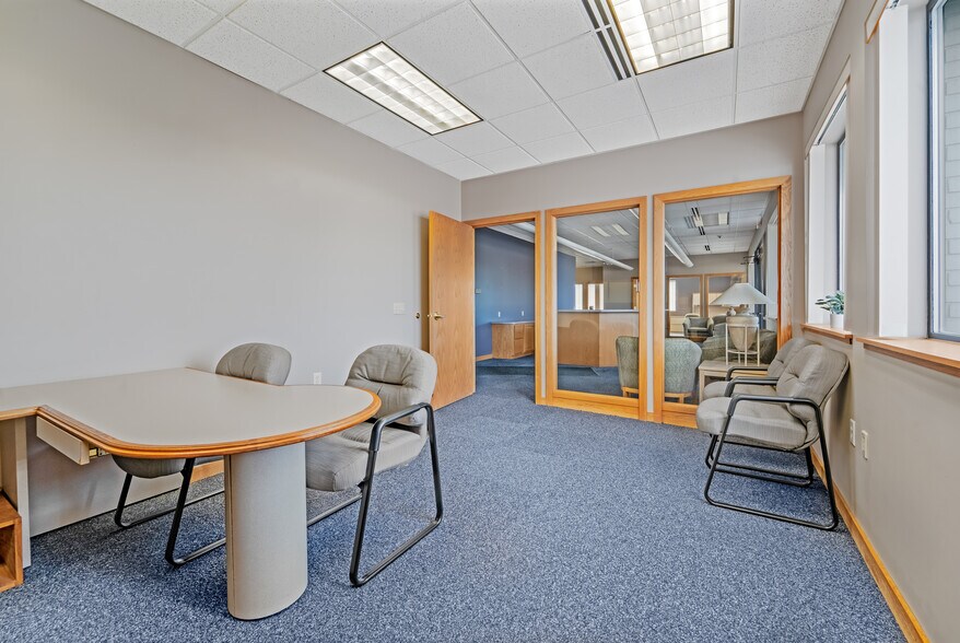 More Photos Of 245 N Peters Ave, Fond Du Lac General Retail For Sale