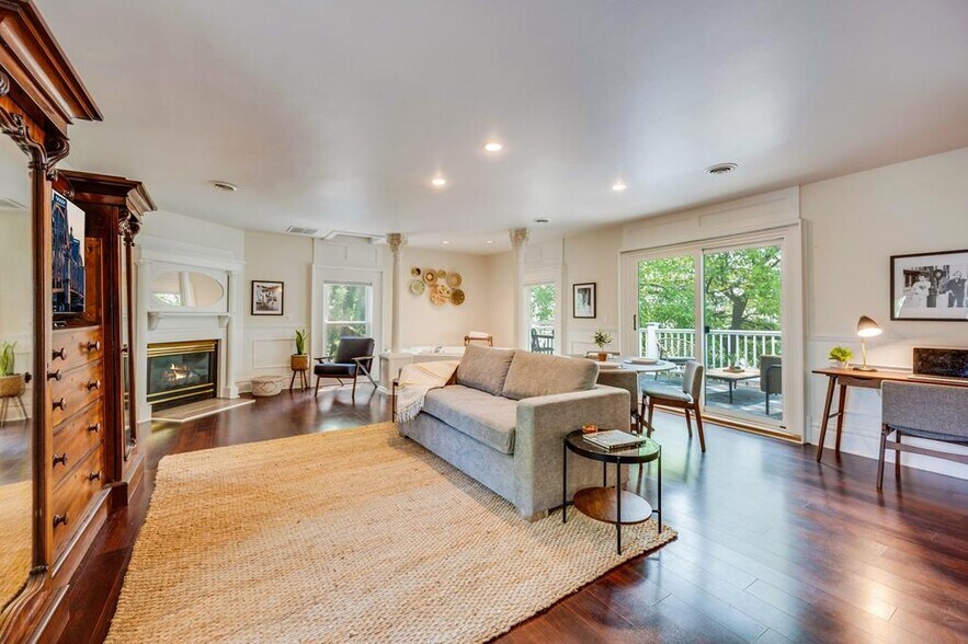 More Photos Of 219 Kentucky St, Sturgeon Bay Specialty For Sale