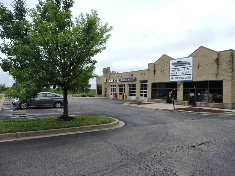 More Photos Of 1222 S Route 12, Fox Lake Garden Center For Lease