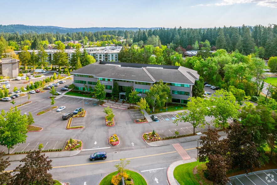 More Photos Of 4949 Meadows Rd, Lake Oswego Unknown For Lease