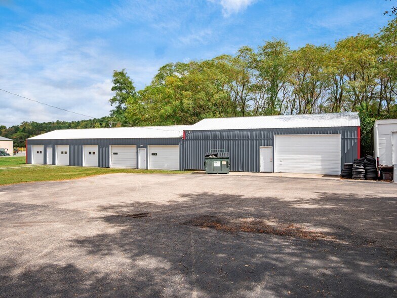 More Photos Of 31 S Ludlow Rd, Urbana Auto Repair For Sale