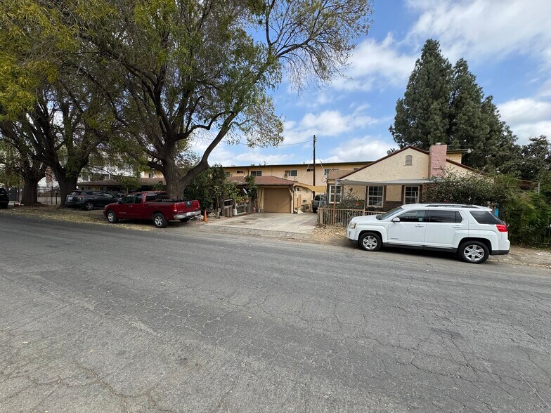 More Photos Of , Van Nuys Multifamily For Sale
