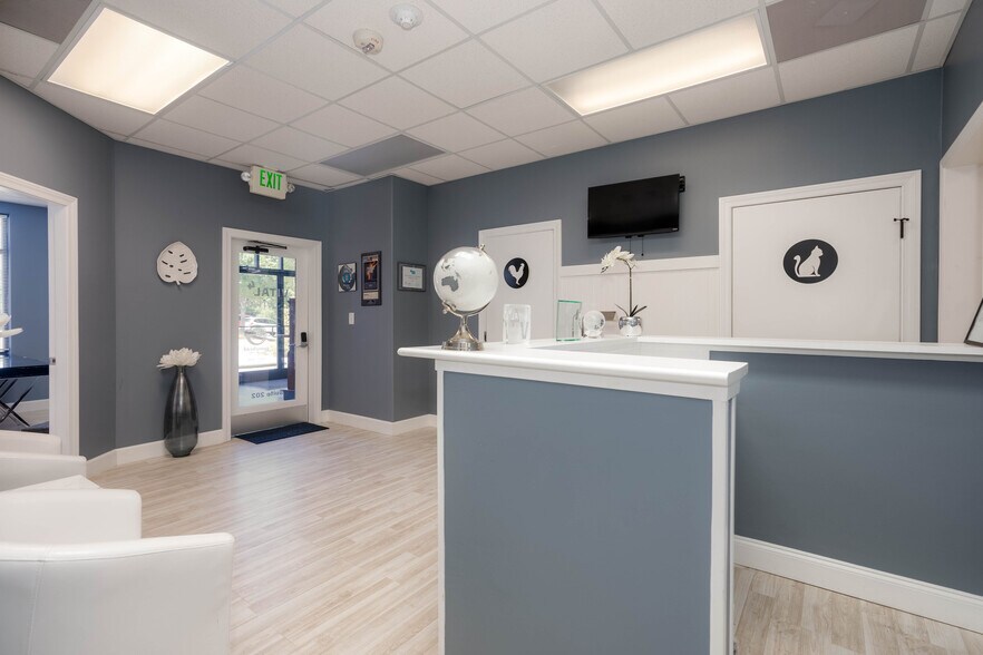 More Photos Of 3901 Mary Eliza Trce NW, Marietta Medical For Lease