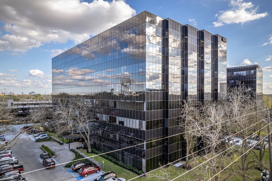More Photos Of 6575 West Loop South, Bellaire Office For Lease