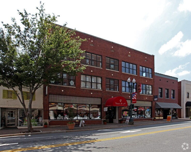 More Photos Of 9 Union St N, Concord Office For Sale