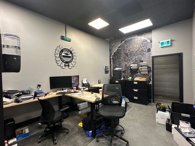 More Photos Of 10870 97th St NW, Edmonton Flex For Lease