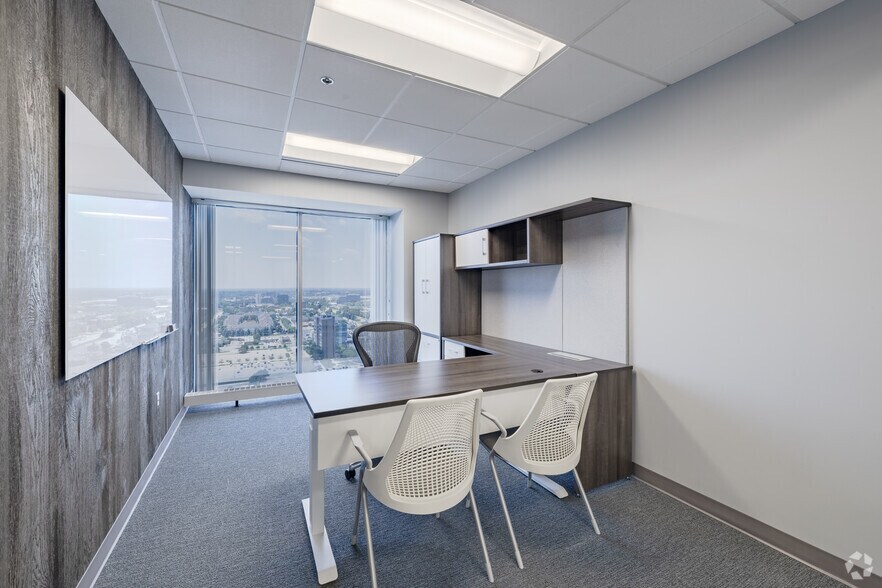 More Photos Of 755 W Big Beaver Rd, Troy Coworking Space