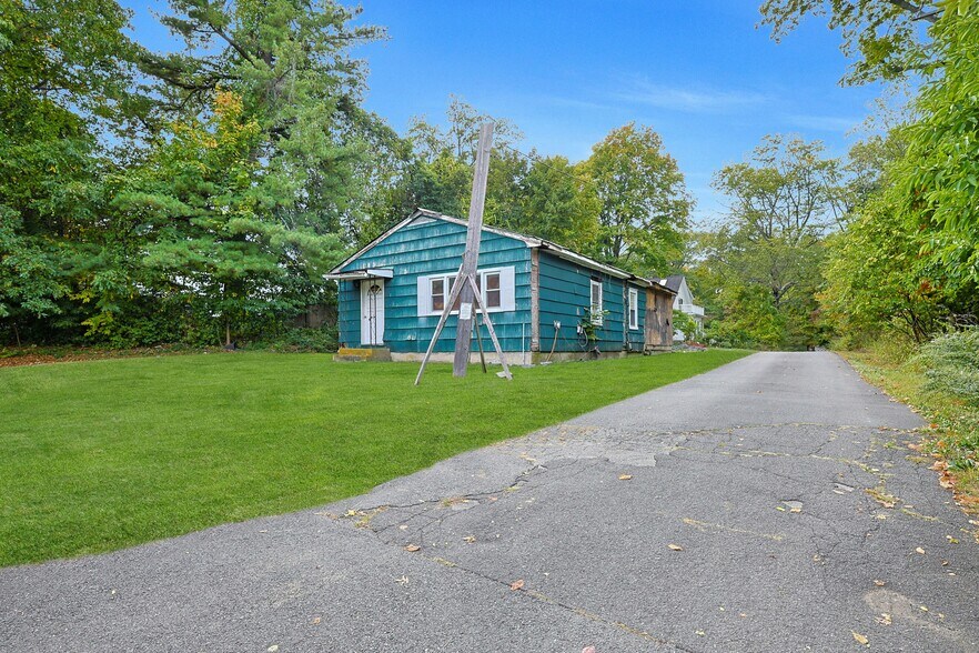 More Photos Of 511 Route 304, New City Office For Sale