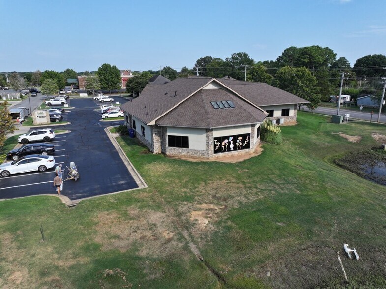 More Photos Of 3025 Fountain Dr, Conway Medical For Lease