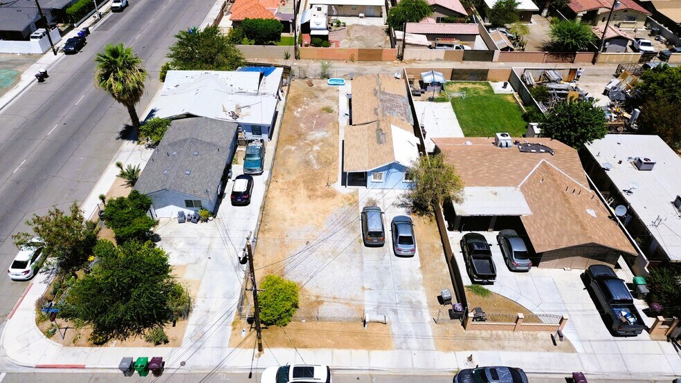 Primary Photo Of 1423 2nd St, Coachella Multifamily For Sale