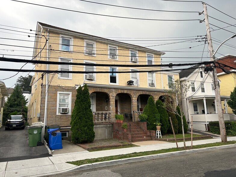 Primary Photo Of 44 S Washington St, Tarrytown Apartments For Sale