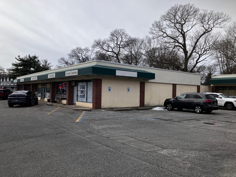 More Photos Of 246-270 Lake Ave, Saint James Unknown For Lease