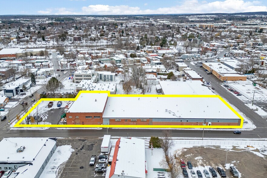 More Photos Of 262 Rue Scott, St-Jérôme Warehouse For Sale