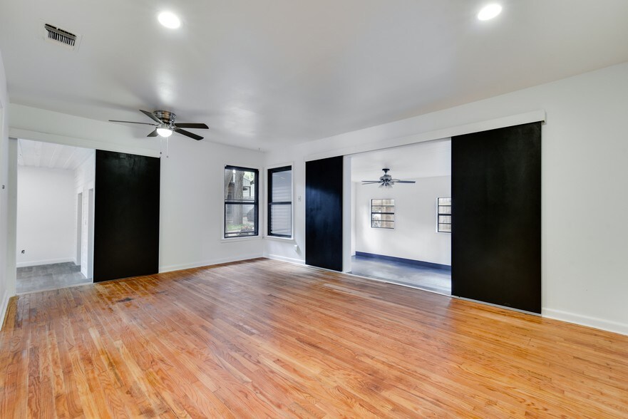 More Photos Of 13813 Ann Pl, Austin Office For Lease