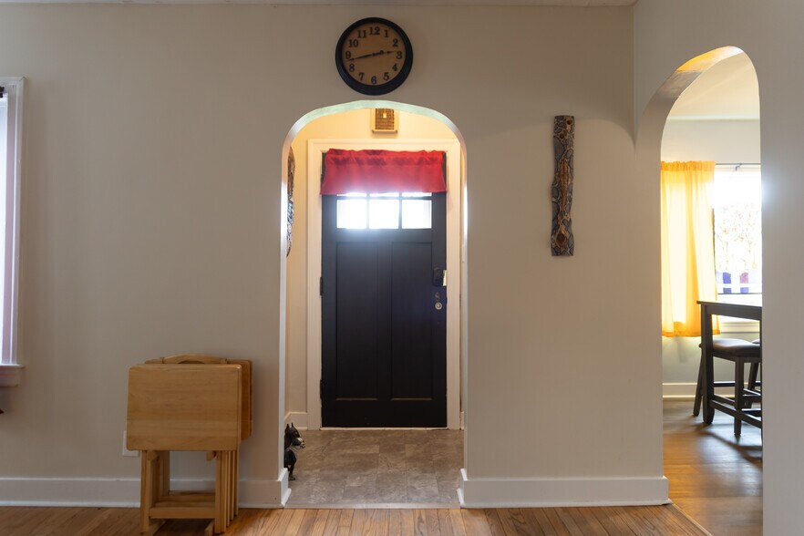 More Photos Of 2800 NY-49, West Monroe Auto Repair For Sale