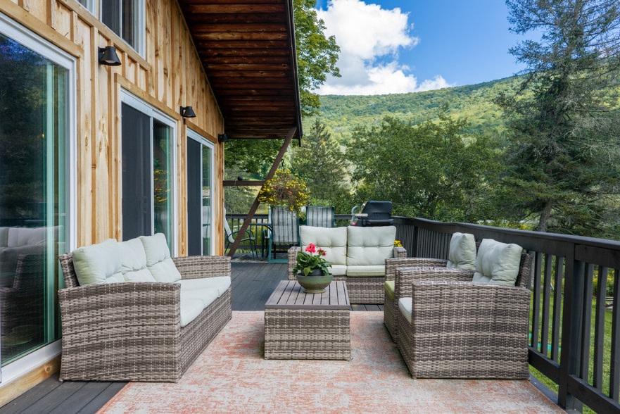 More Photos Of 770 John Shultis Rd, Denver Specialty For Sale