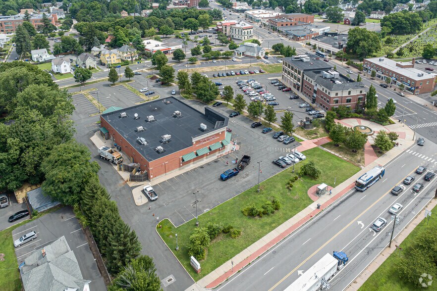 More Photos Of 20 Connecticut Blvd, East Hartford Drugstore For Sale