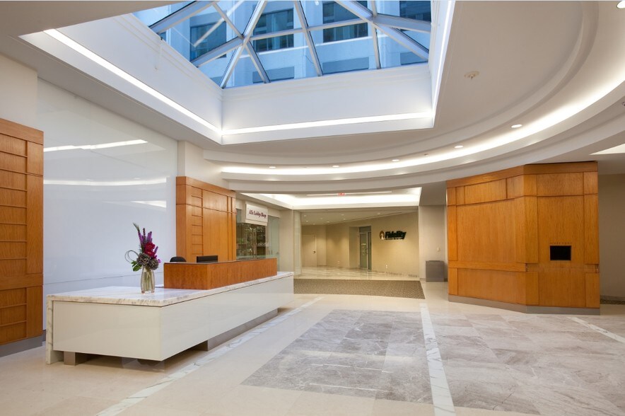 More Photos Of 7315 Wisconsin Ave, Bethesda Office For Sale