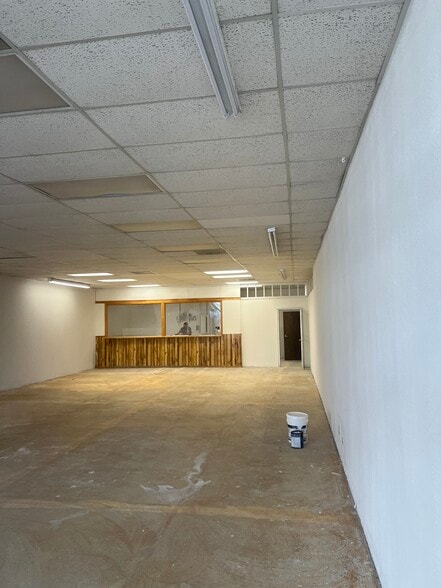 More Photos Of 2200 S Monaco Pky, Denver Unknown For Lease