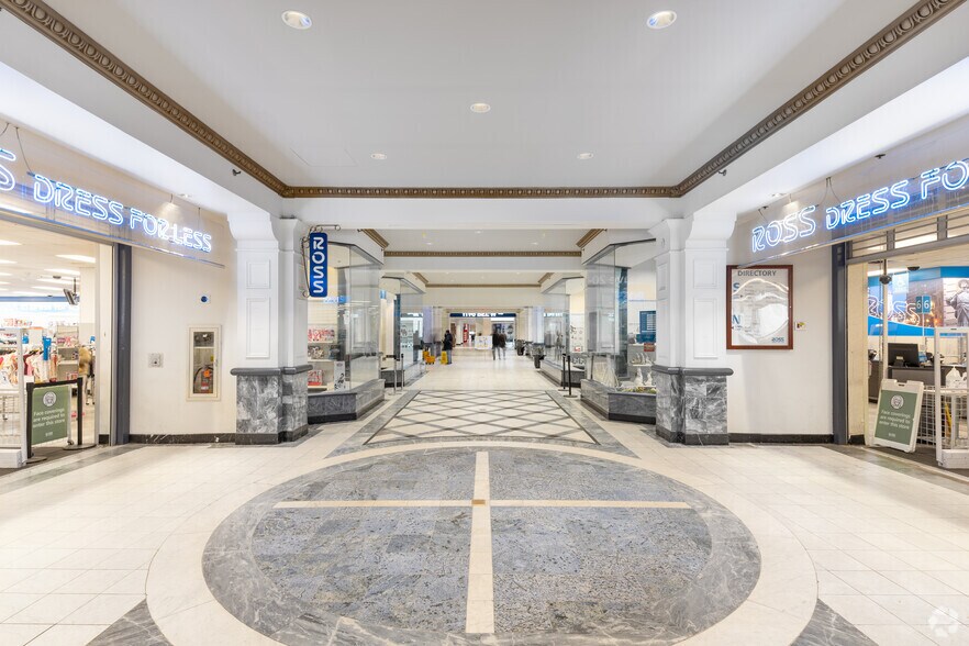 More Photos Of 701 Market St, Philadelphia Telecom Hotel Data Hosting For Lease