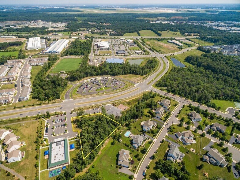 More Photos Of 43655 Tall Cedars Pky, Chantilly Daycare Center For Lease