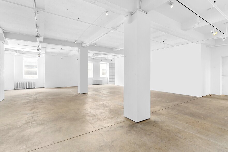 More Photos Of 529 W 20th St, New York Office For Lease