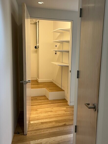 More Photos Of 1650 Jackson St, San Francisco Apartments For Sale