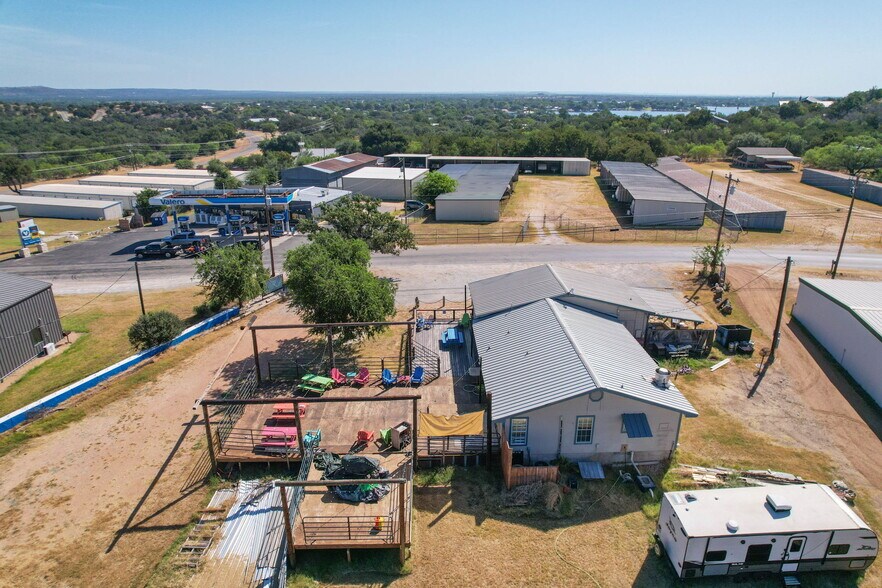 More Photos Of 106 Sunrise Dr, Sunrise Beach Restaurant For Sale