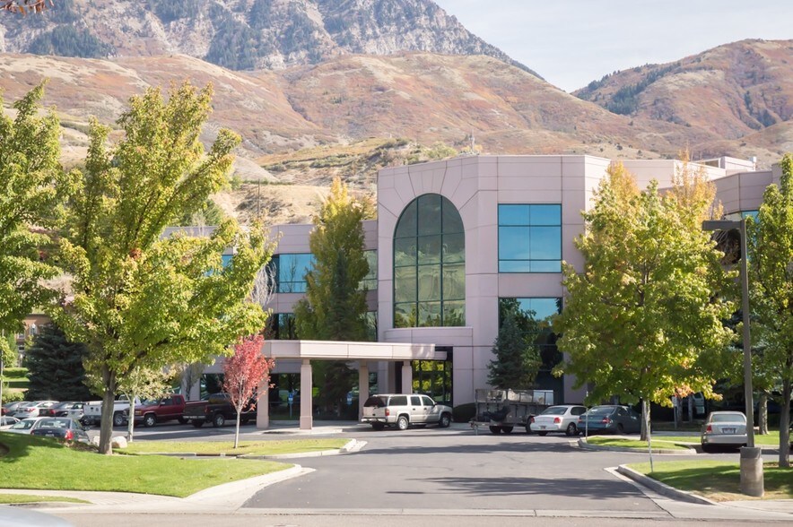 More Photos Of 5252 N Edgewood Dr, Provo Office For Lease