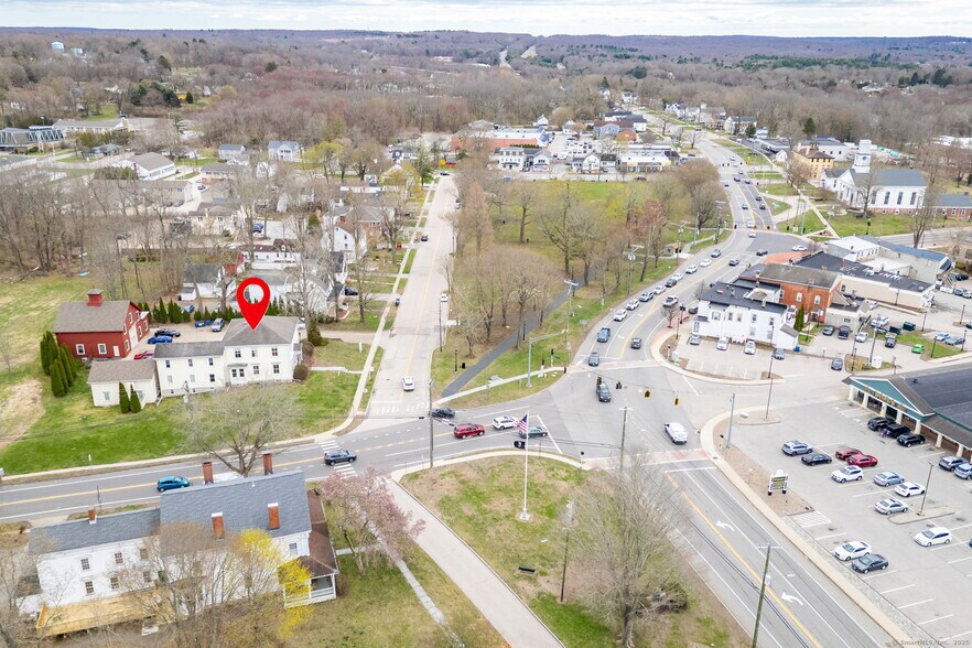 More Photos Of 11 Hayward Ave, Colchester Office For Sale