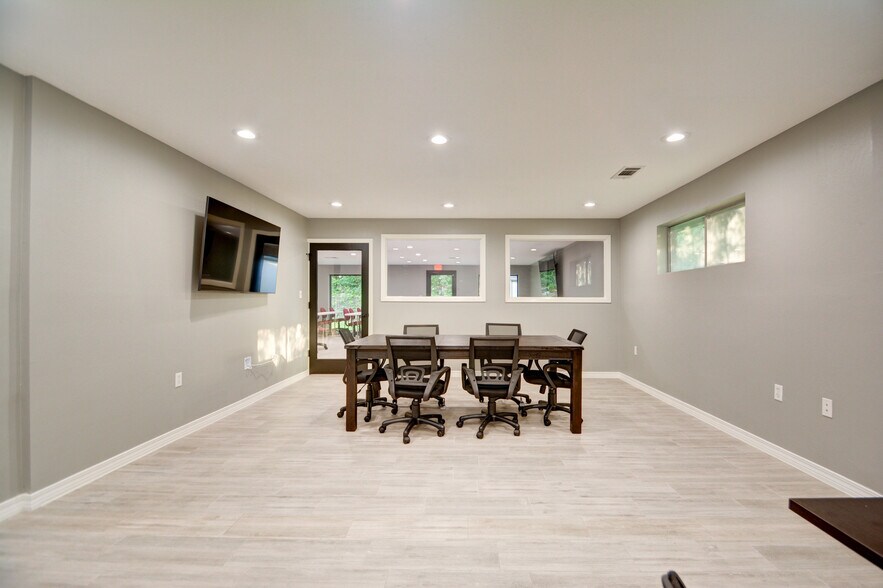 More Photos Of 26615 Oak Ridge Dr, The Woodlands Office For Lease