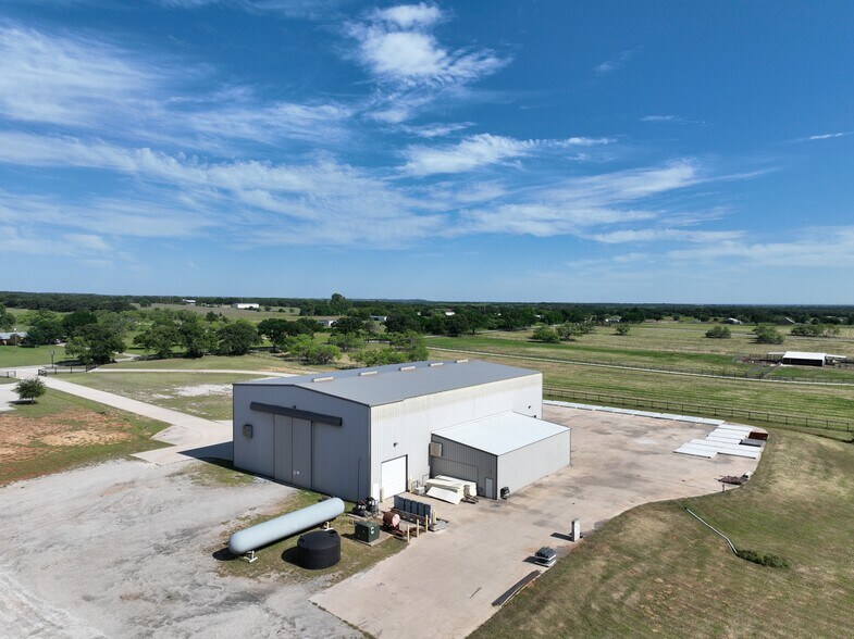 More Photos Of 464 Cool Jct, Millsap Manufacturing For Lease