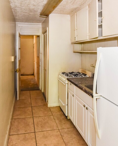 More Photos Of 2823 4th St NE, Washington Multifamily For Sale