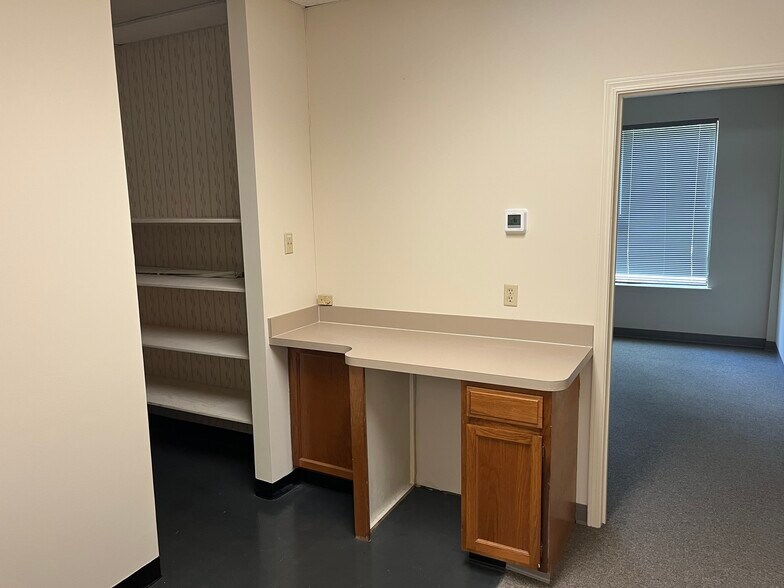More Photos Of 3948 Sunbeam Rd, Jacksonville Office For Lease