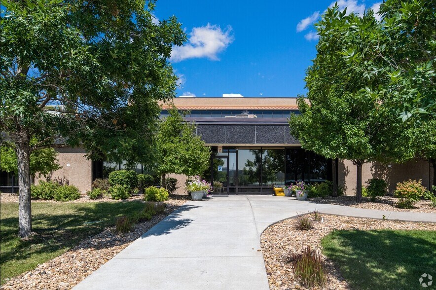 More Photos Of 2567 W Midway Blvd, Broomfield Manufacturing For Lease