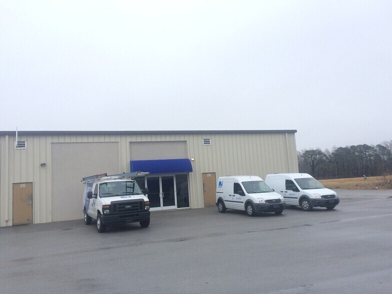 More Photos Of 101 Austin Bradley Ln, New Bern Warehouse For Lease