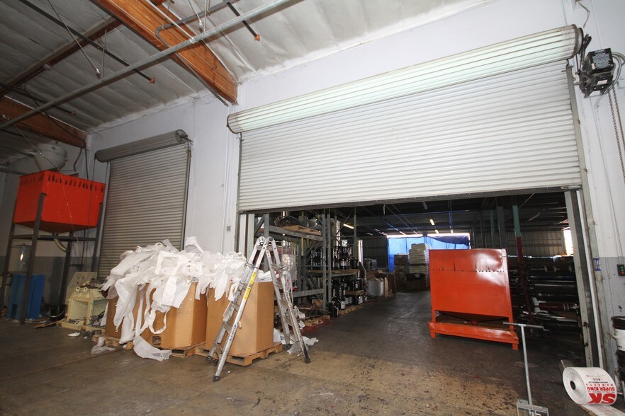 More Photos Of 444 Athol St, San Bernardino Warehouse For Sale