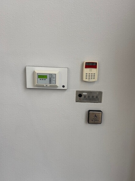 More Photos Of 2985 S Ridge Rd, Green Bay Medical For Sale