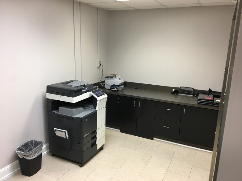 More Photos Of 10469 Atlee Station Rd, Ashland Office For Lease