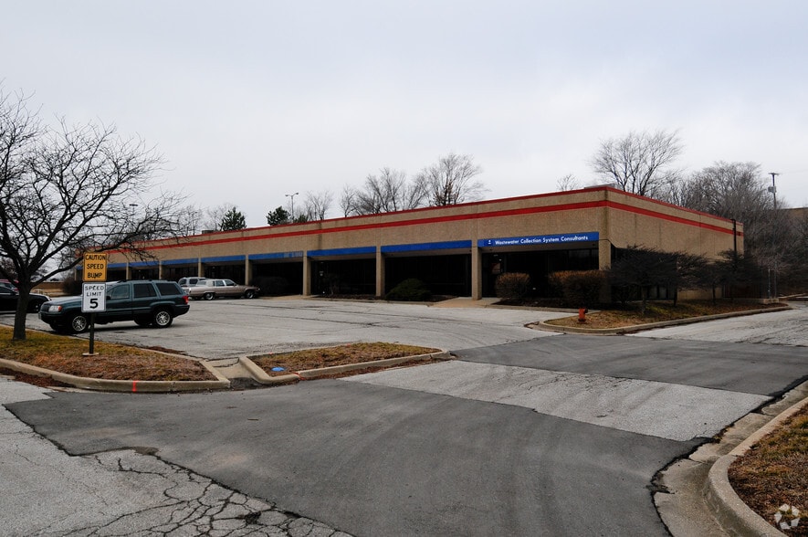 More Photos Of 9668-9680 Marion Rdg, Kansas City Light Manufacturing For Lease