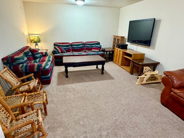 More Photos Of 17020 S US 40, Heber City Specialty For Sale