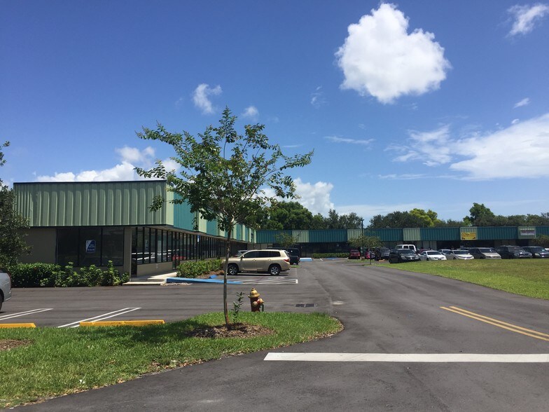 More Photos Of 3113-3185 W Atlantic Blvd, Pompano Beach Unknown For Lease