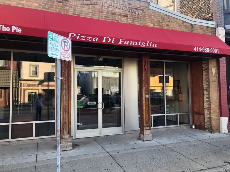 More Photos Of 2242 S Kinnickinnic Ave, Milwaukee Storefront Retail Residential For Lease