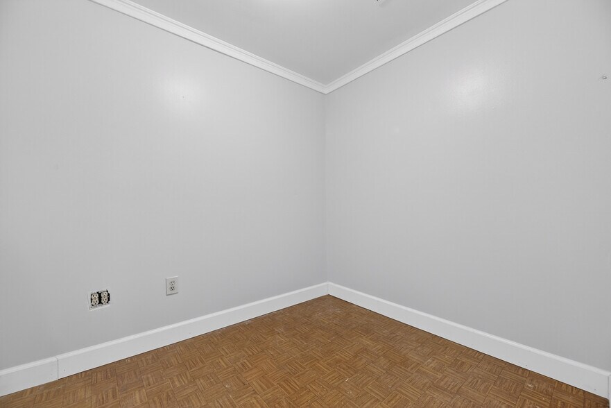 More Photos Of 15391 US Highway 431 S, Glencoe General Retail For Sale